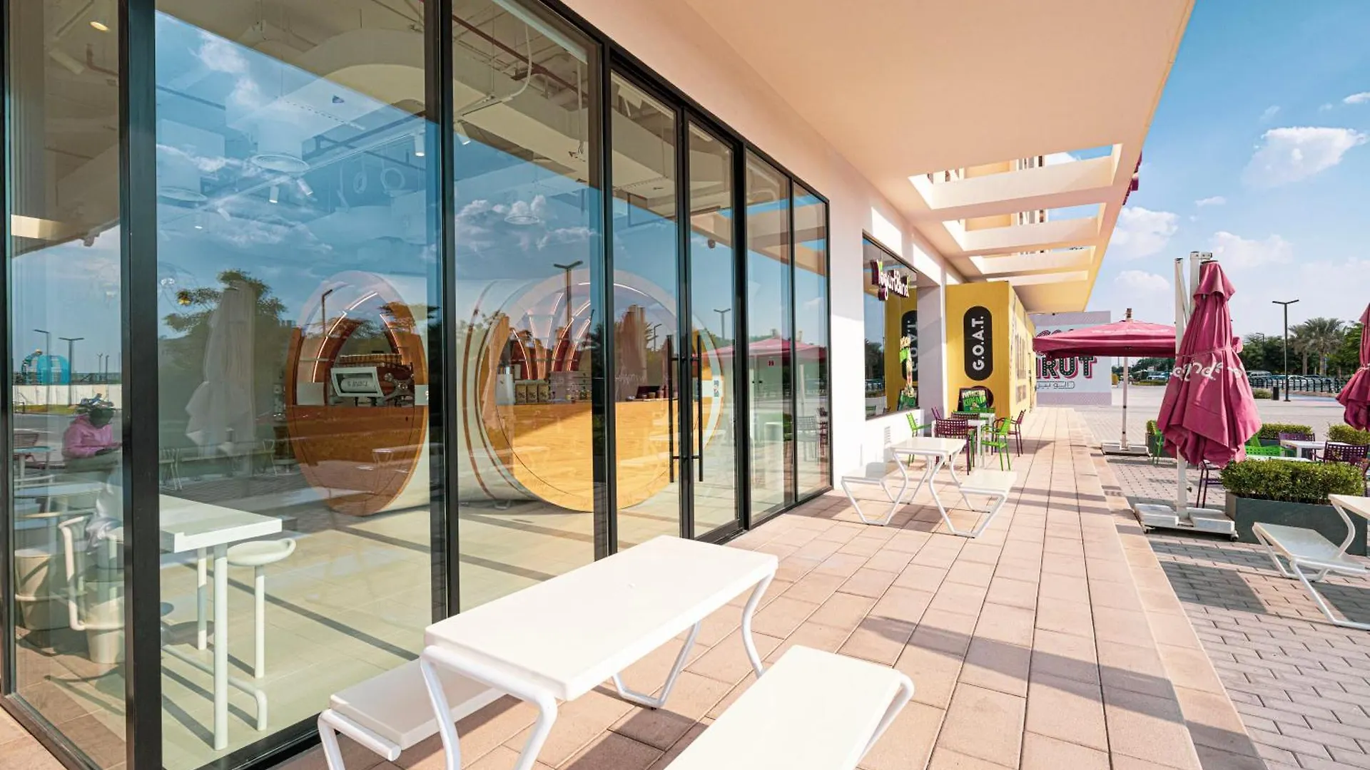 1Bhk Poolview Apartment With Balcony - Timber Retreat Sharjah Forenede Arabiske Emirater